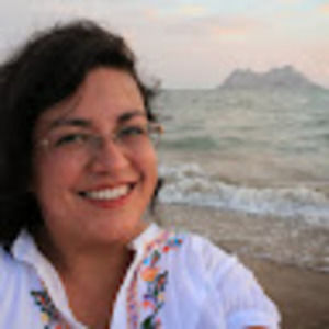 Meet your Posher, Danae